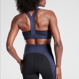 Brand new (NWT) Athleta rise up bra in supersonic